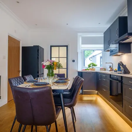 Canon Craig, Luxurious Lakeland Stone بيت للعطل