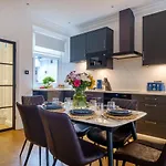 Canon Craig, Luxurious Lakeland Stone * באונס-און-ווינדרמיר