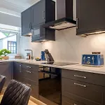 Canon Craig, Luxurious Lakeland Stone * באונס-און-ווינדרמיר