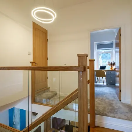 Canon Craig, Luxurious Lakeland Stone * Bowness-on-Windermere